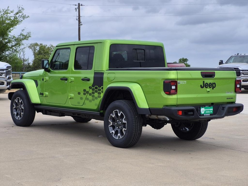 New 2026 Jeep Gladiator SAHARA 4X4 Pickup