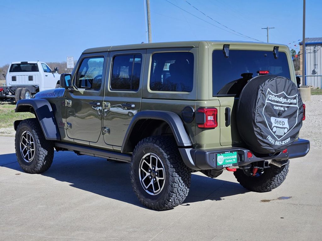 2025 Jeep Wrangler Rubicon photo 4