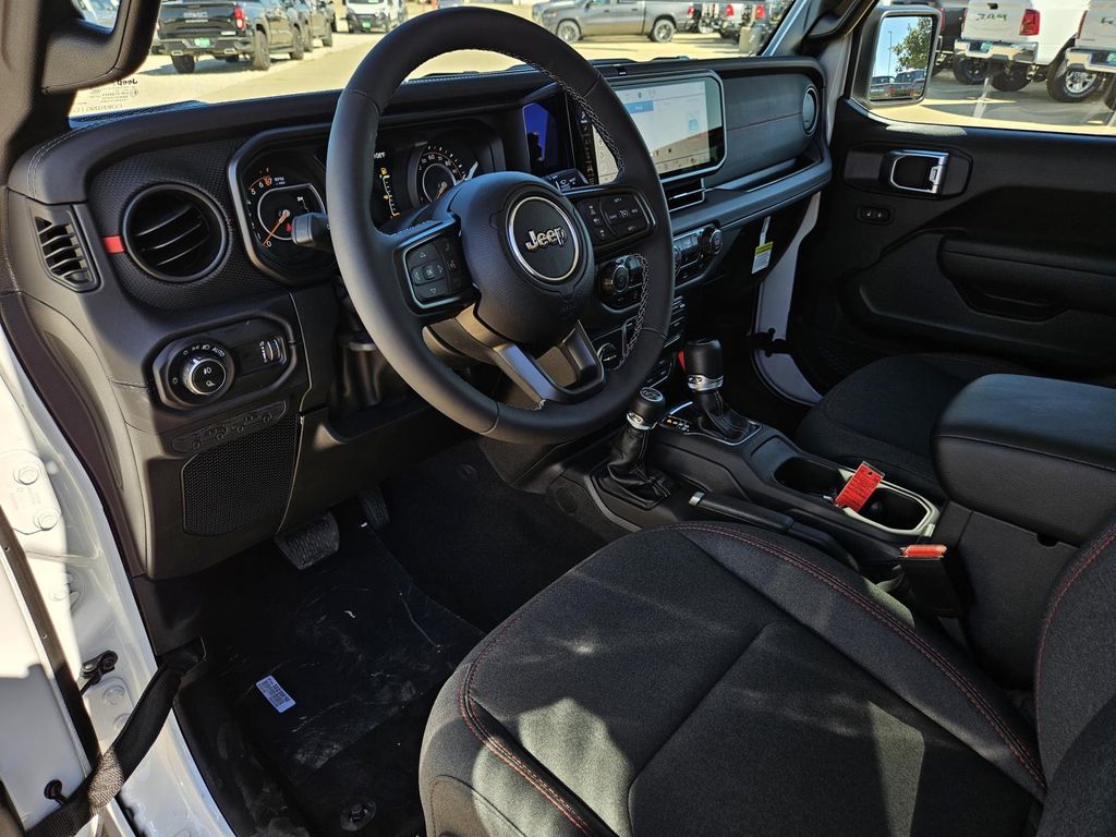 2025 Jeep Gladiator Rubicon - Photo 18