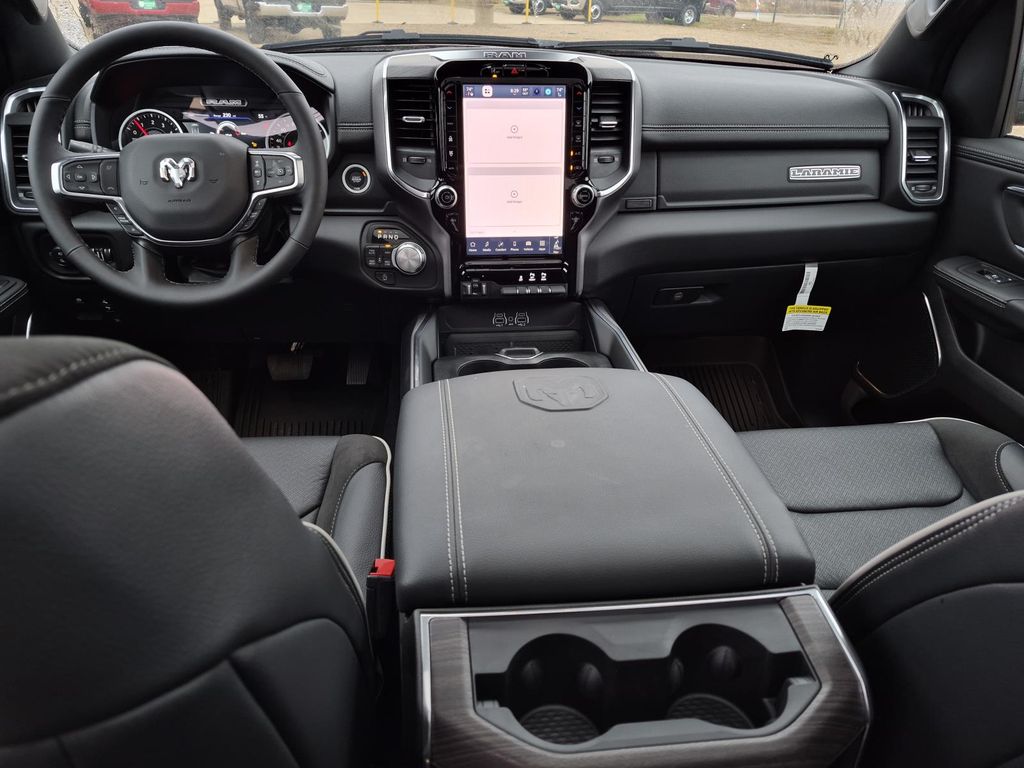 2026 RAM 1500 Laramie - Photo 18