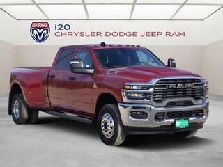 2026 Ram 3500 TRADESMAN CREW CAB 4X4 8' BOX Pickup
