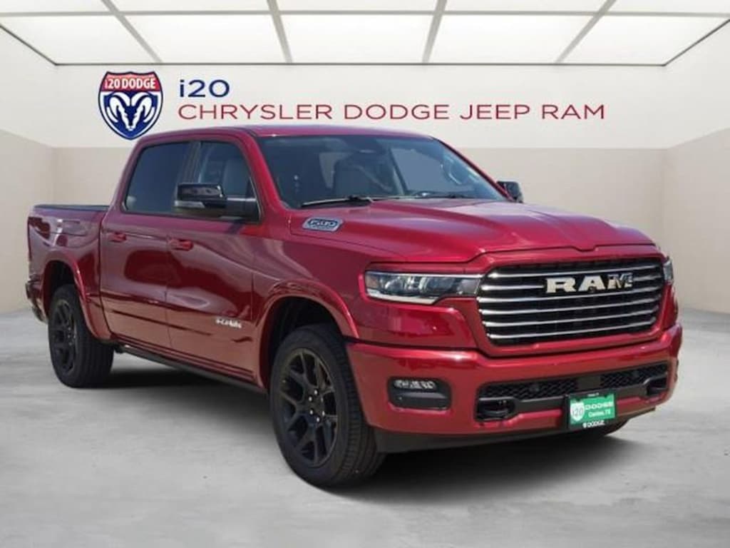 New 2026 Ram 1500 LARAMIE CREW CAB 4X4 5'7 BOX Pickup