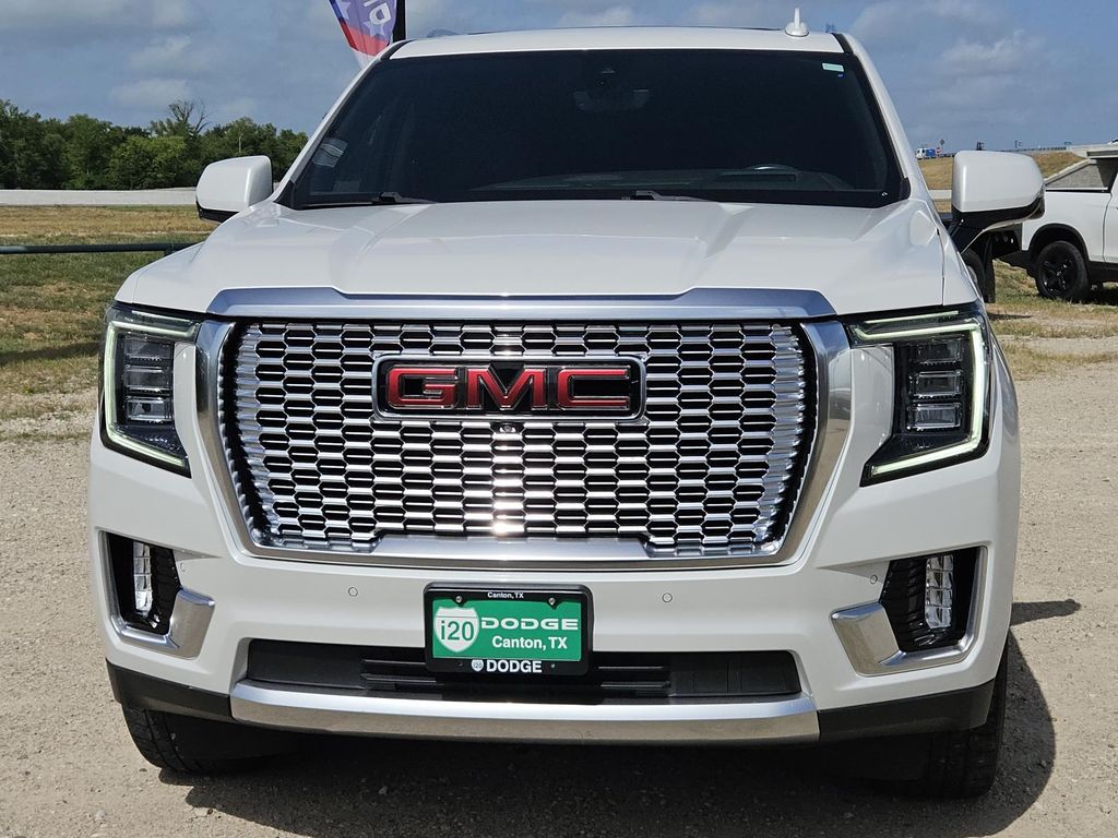 2021 GMC Yukon Denali - Photo 3