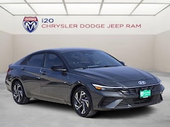 2025 Hyundai Elantra SEL Sport Sedan