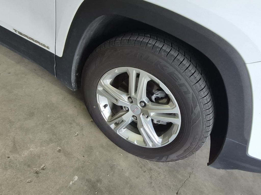 Used 2022 GMC Terrain SLE Sport Utility