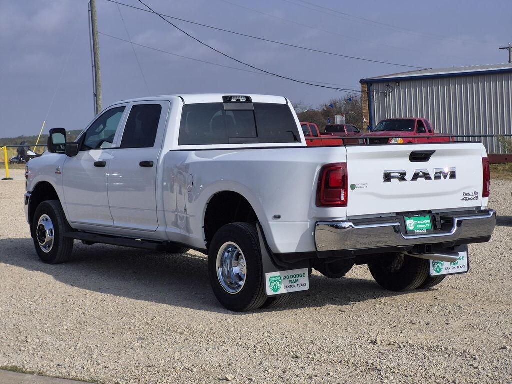 New 2026 Ram 3500 TRADESMAN CREW CAB 4X4 8' BOX Pickup