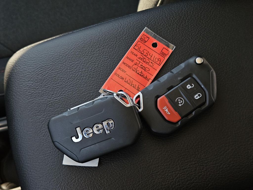 2025 Jeep Gladiator Rubicon - Photo 27
