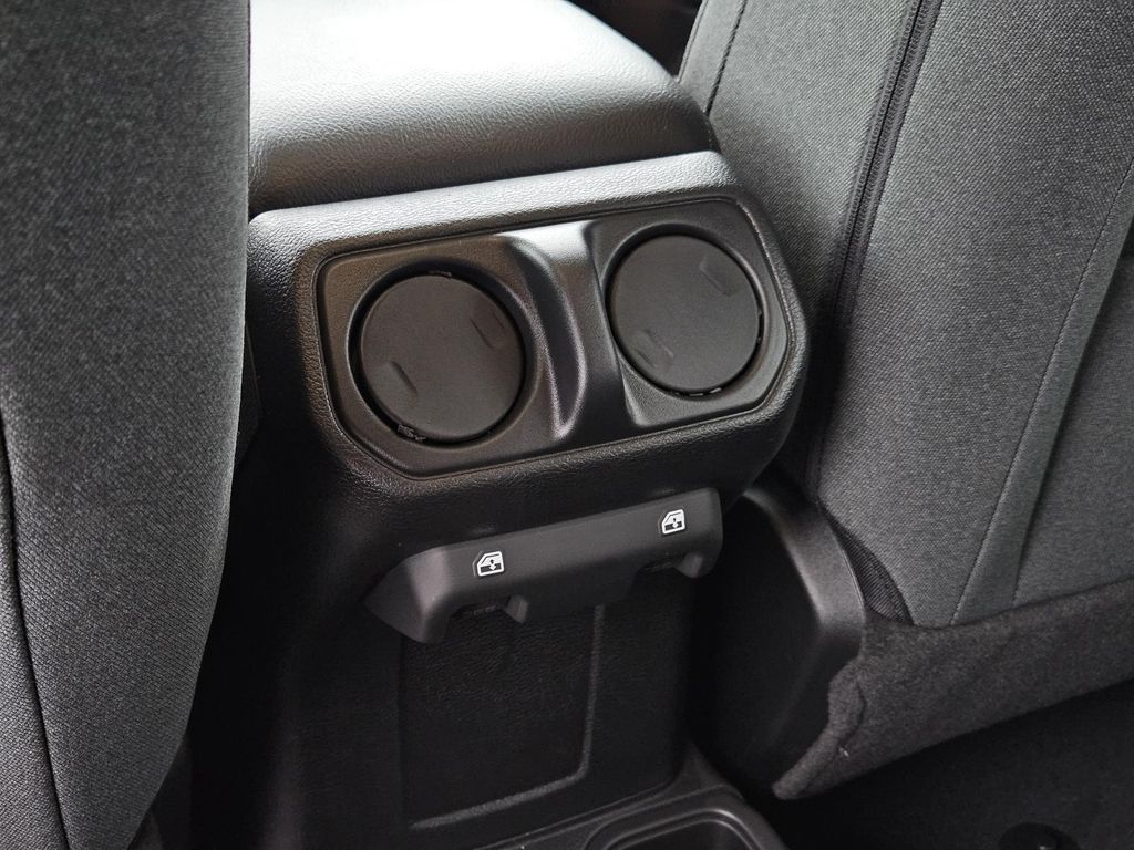 2025 Jeep Wrangler 4-Door Sport S - Photo 21