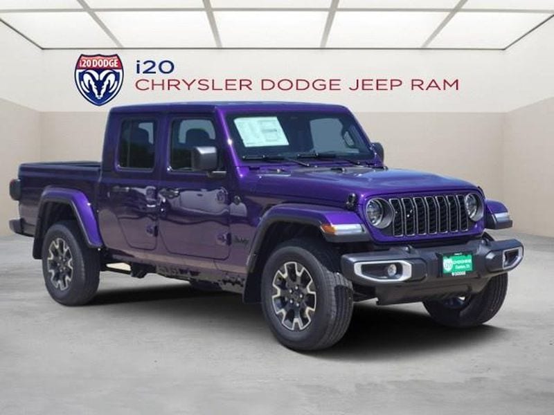 2026 Jeep Gladiator Sahara Auto's photo
