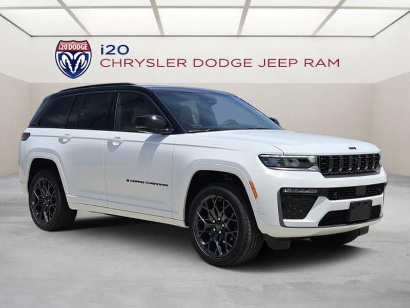 New 2026 Jeep Grand Cherokee SUMMIT 4X4