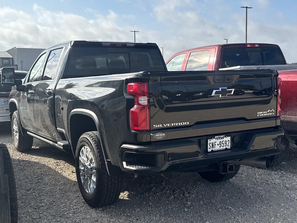 Used 2022 Chevrolet Silverado High Country Crew Cab