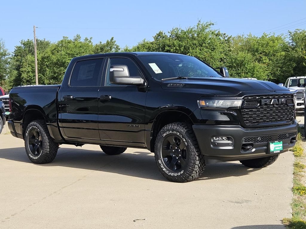 New 2026 Ram 1500 WARLOCK CREW CAB 4X4 5'7 BOX Pickup