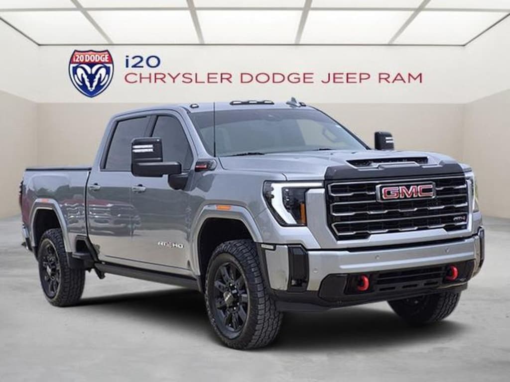 Used 2025 GMC Sierra AT4 Crew Cab