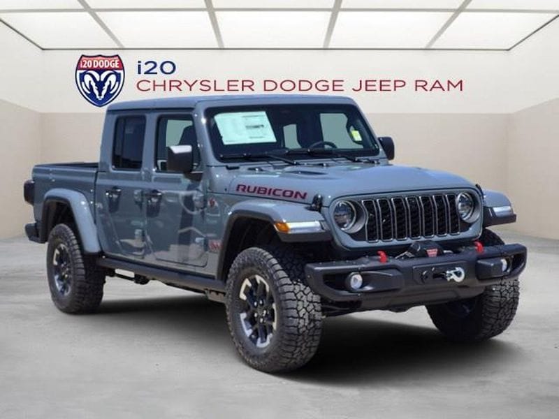 2026 Jeep Gladiator Rubicon X Auto's photo