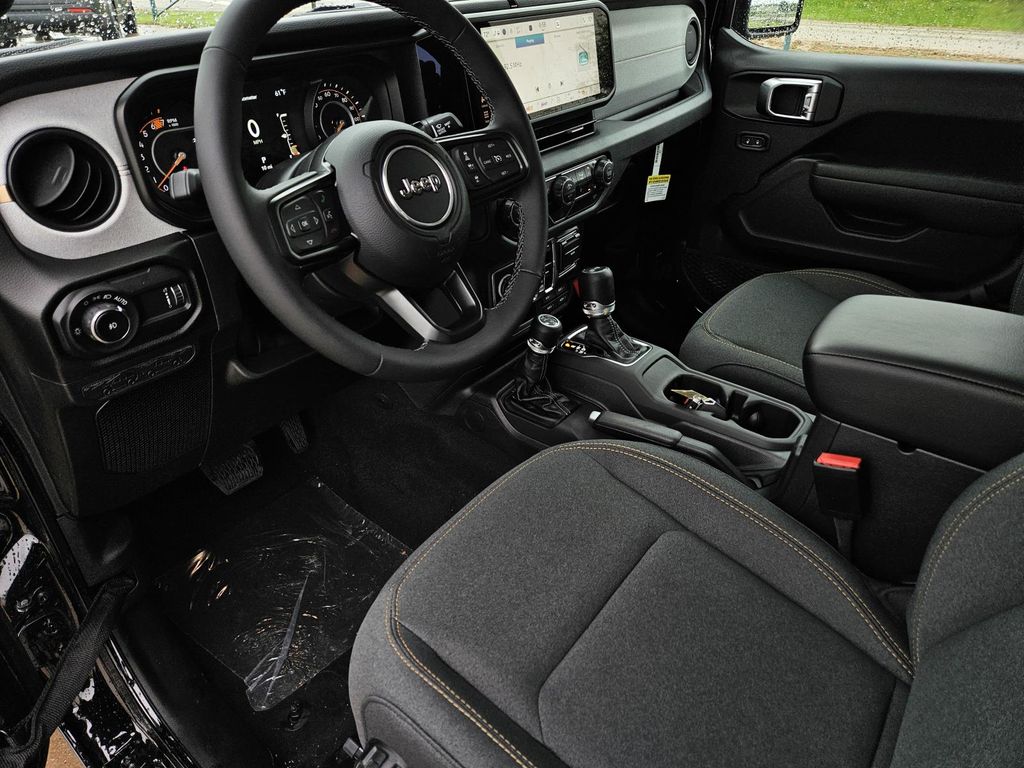 2025 Jeep Wrangler 4-Door Sport S - Photo 17