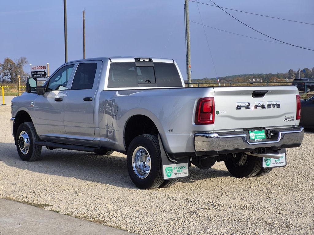 2026 Ram 3500 Tradesman photo 4