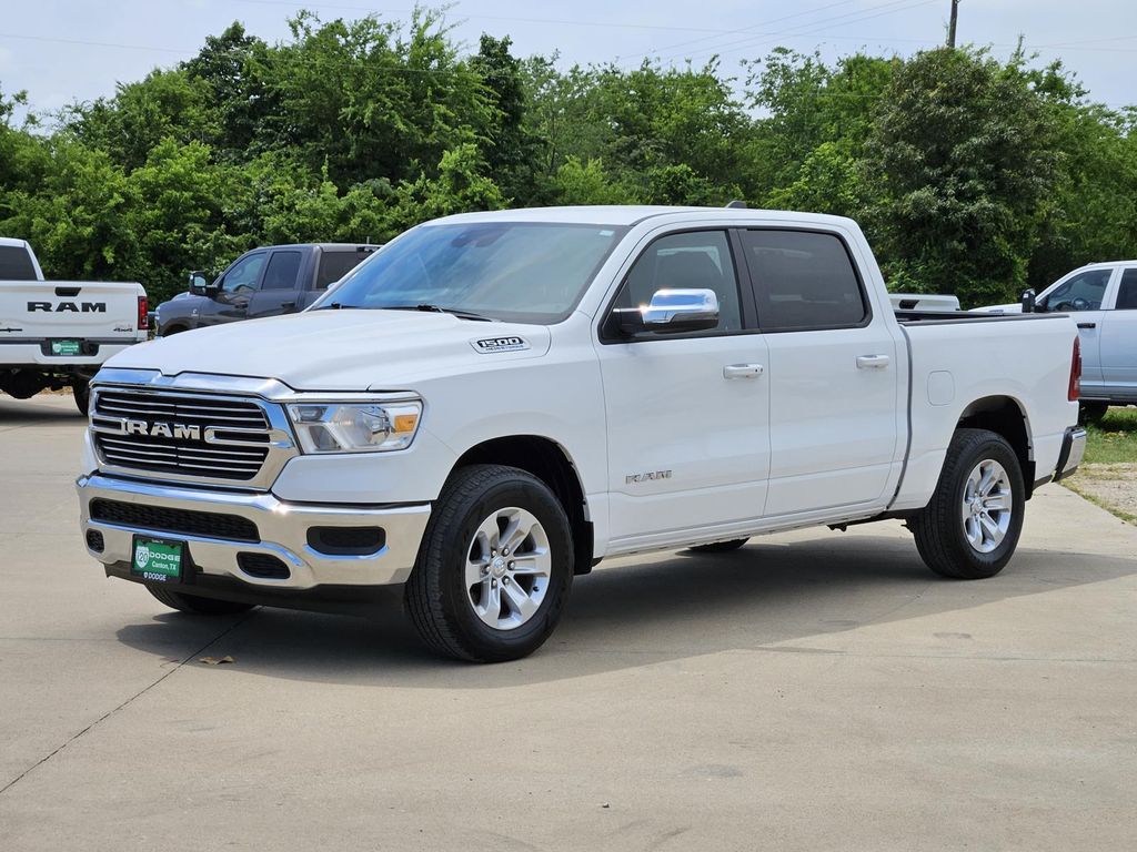2024 Ram 1500 Laramie photo 3