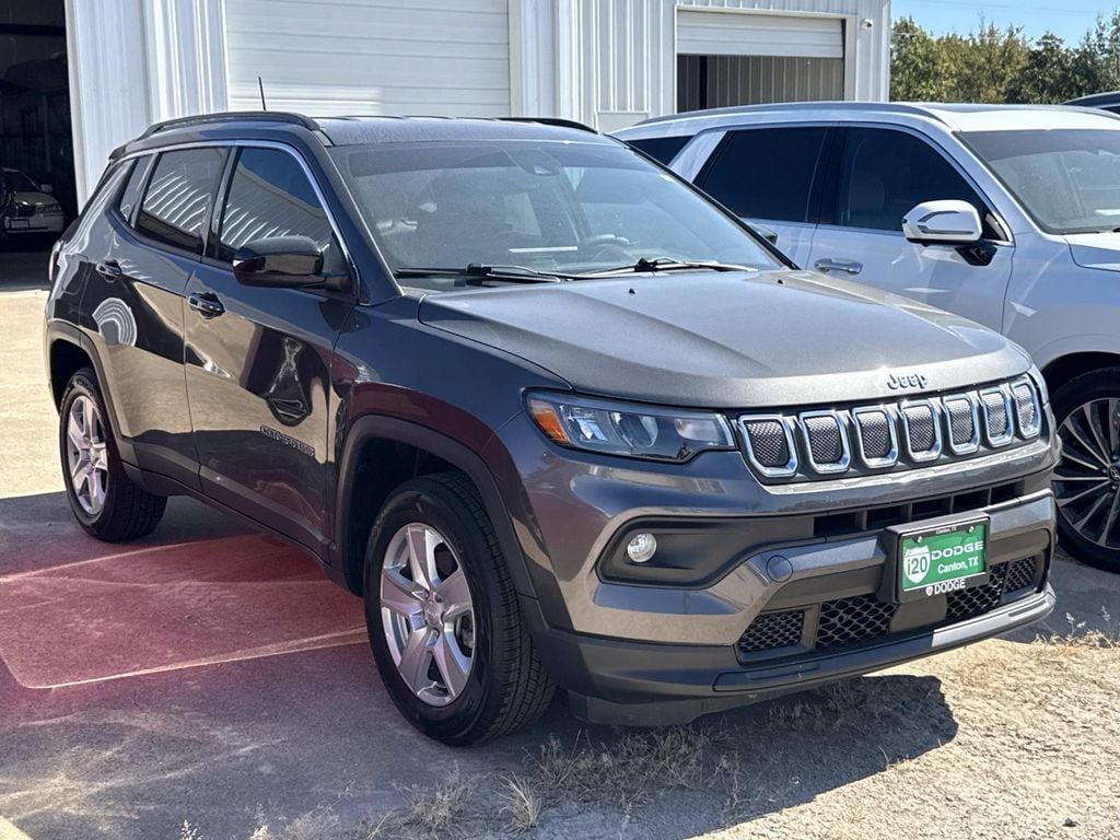 Used 2022 Jeep Compass Latitude SUV