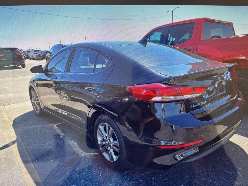 Used 2018 Hyundai Elantra SEL Sedan