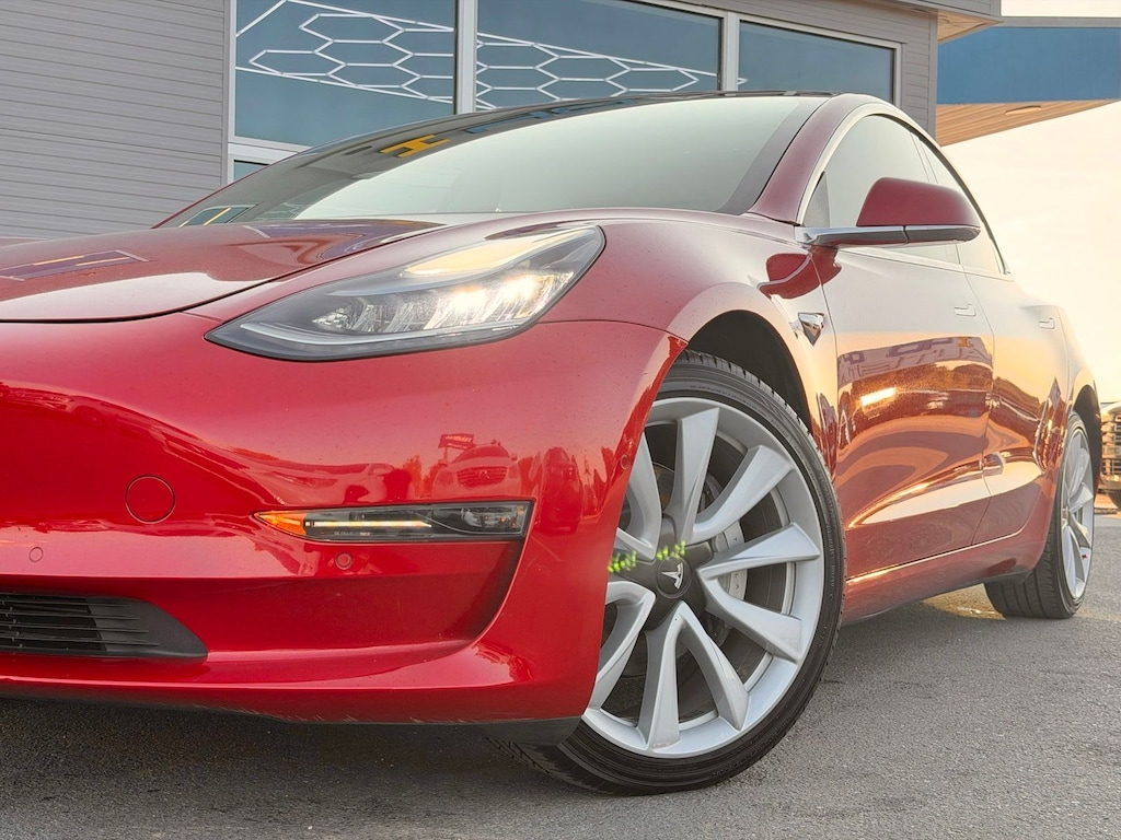 Used 2018 Tesla Model 3 Long Range Sedan