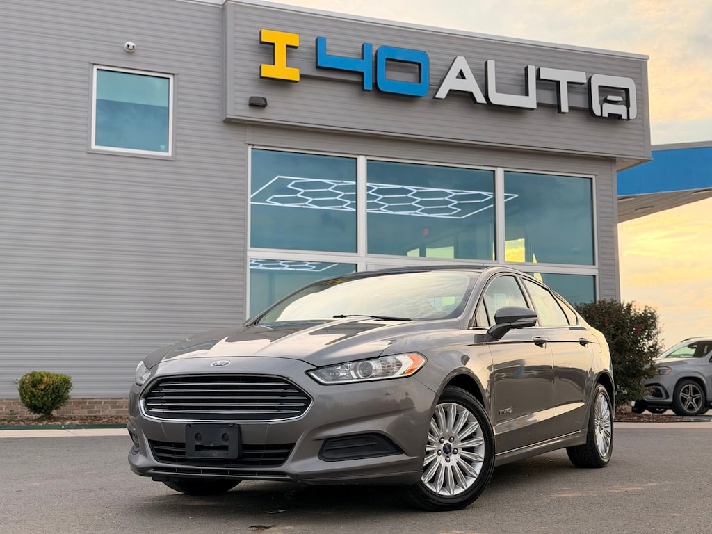 Used 2014 Ford Fusion Hybrid SE Sedan