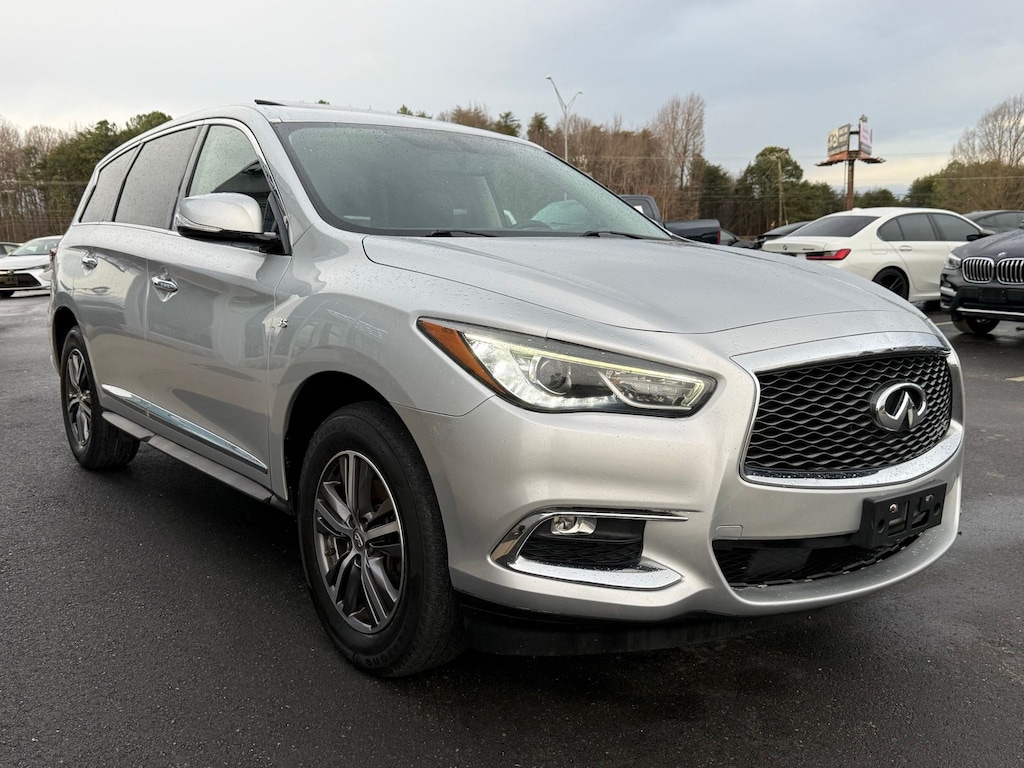Used 2018 INFINITI QX60 Base SUV