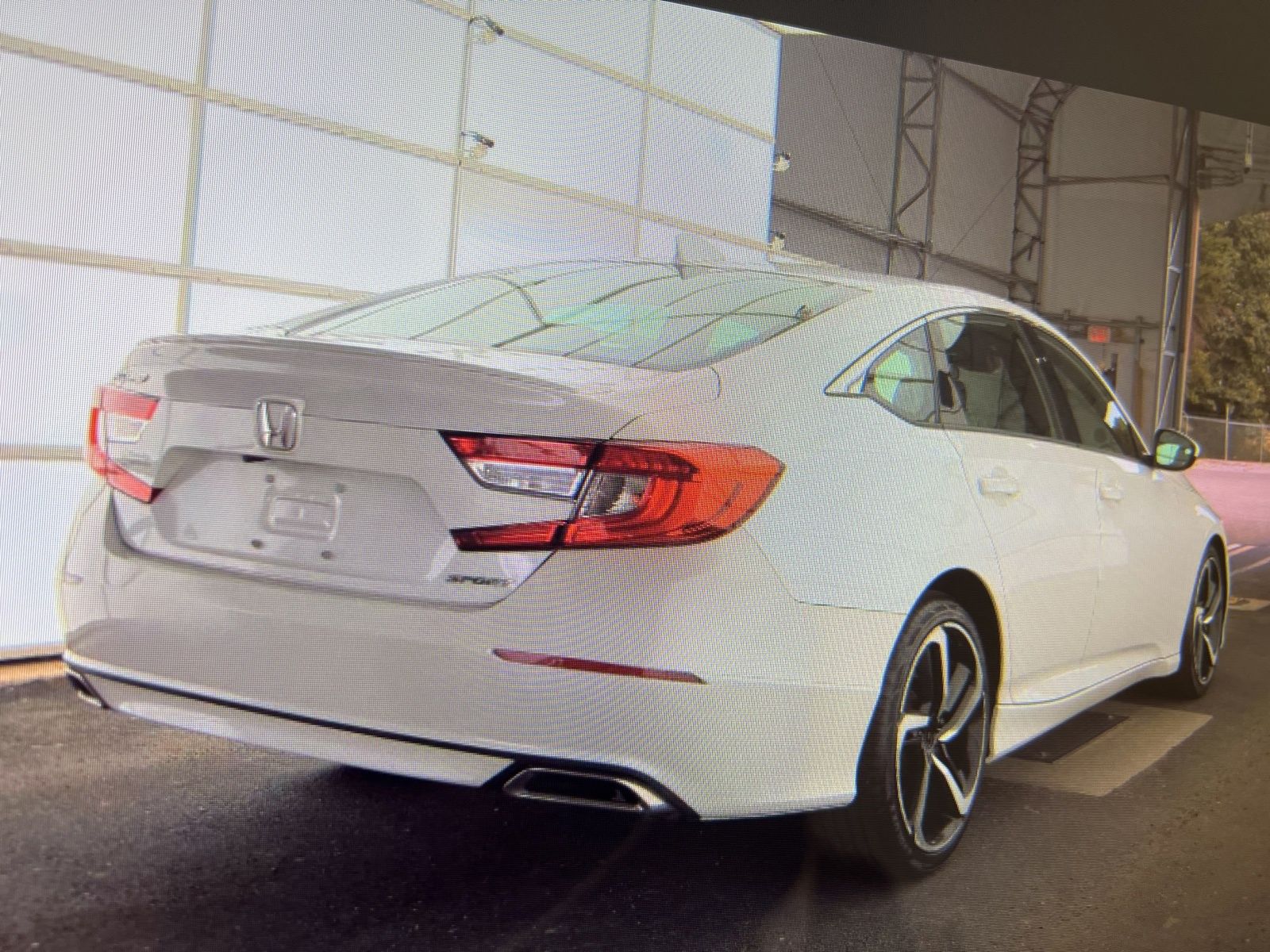 2019 Honda Accord Sport photo 2