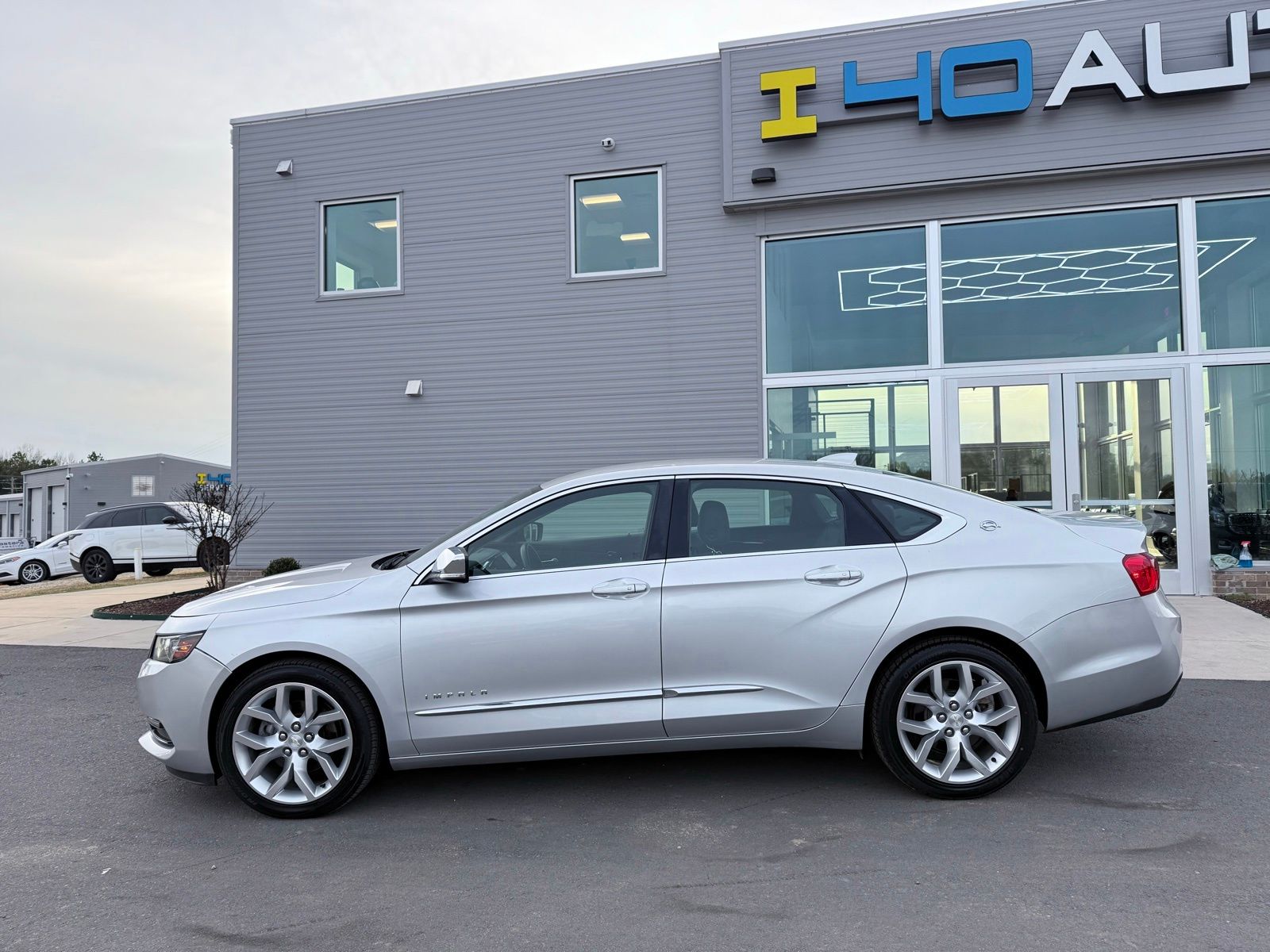 2016 Chevrolet Impala 2LZ - Photo 10