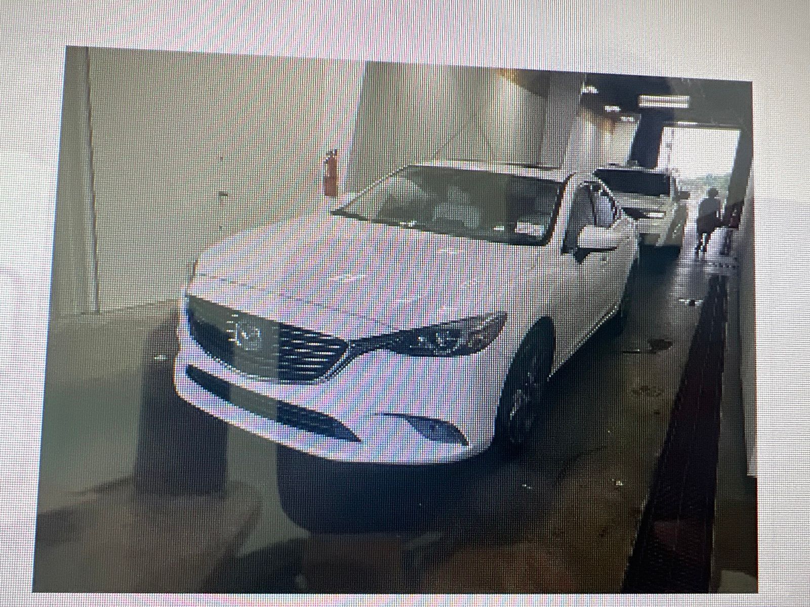 2016 Mazda EZ-6 i Grand Touring Auto's photo