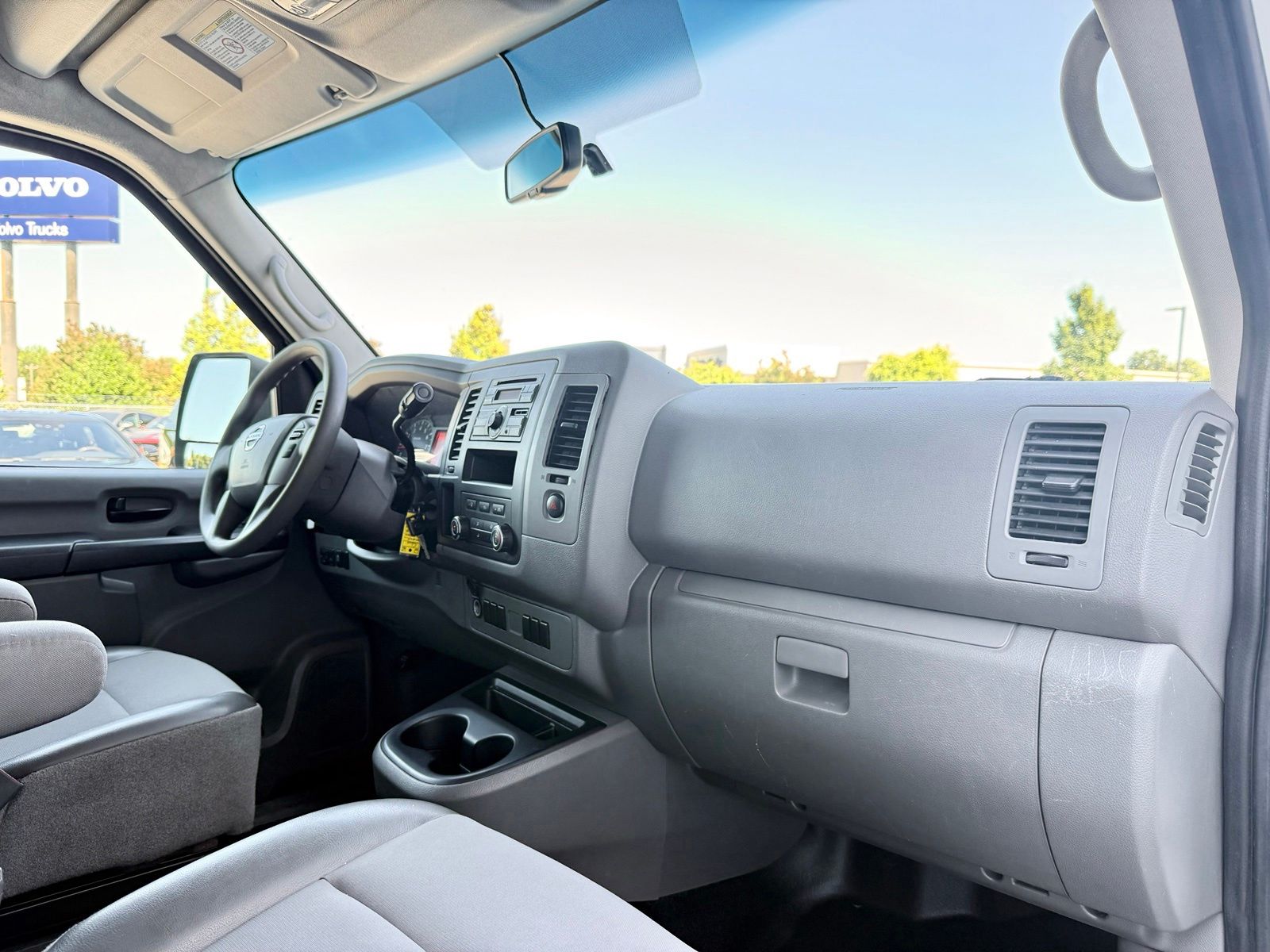 2017 Nissan NV Cargo S - Photo 19