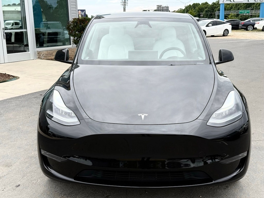 Used 2023 Tesla Model Y Long Range SUV