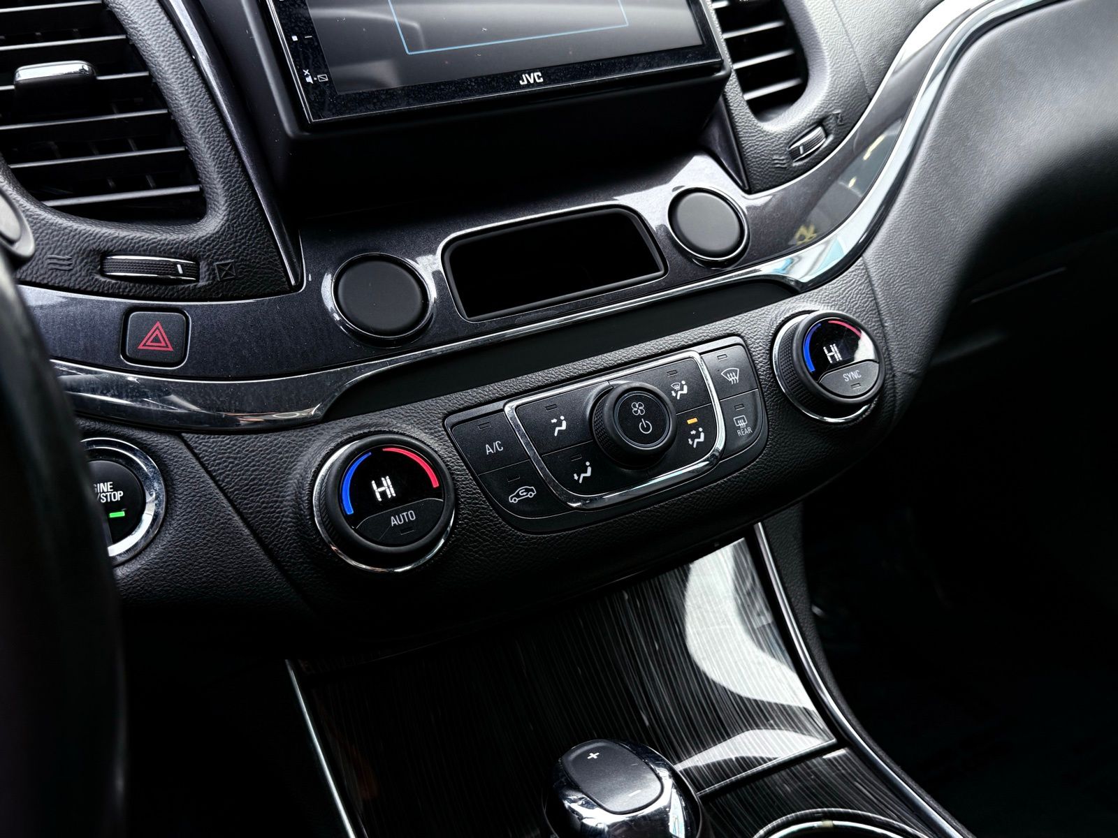 2016 Chevrolet Impala 2LZ - Photo 31