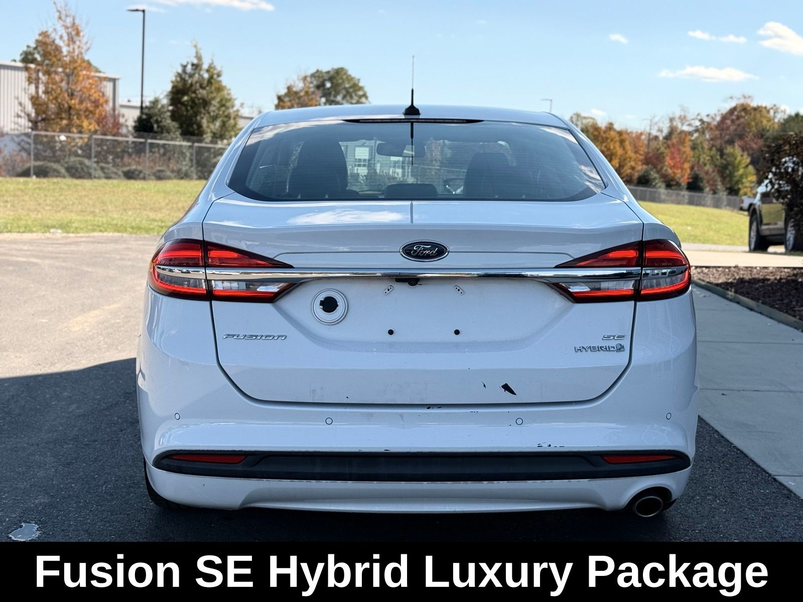 2017 Ford Fusion Hybrid SE - Photo 8