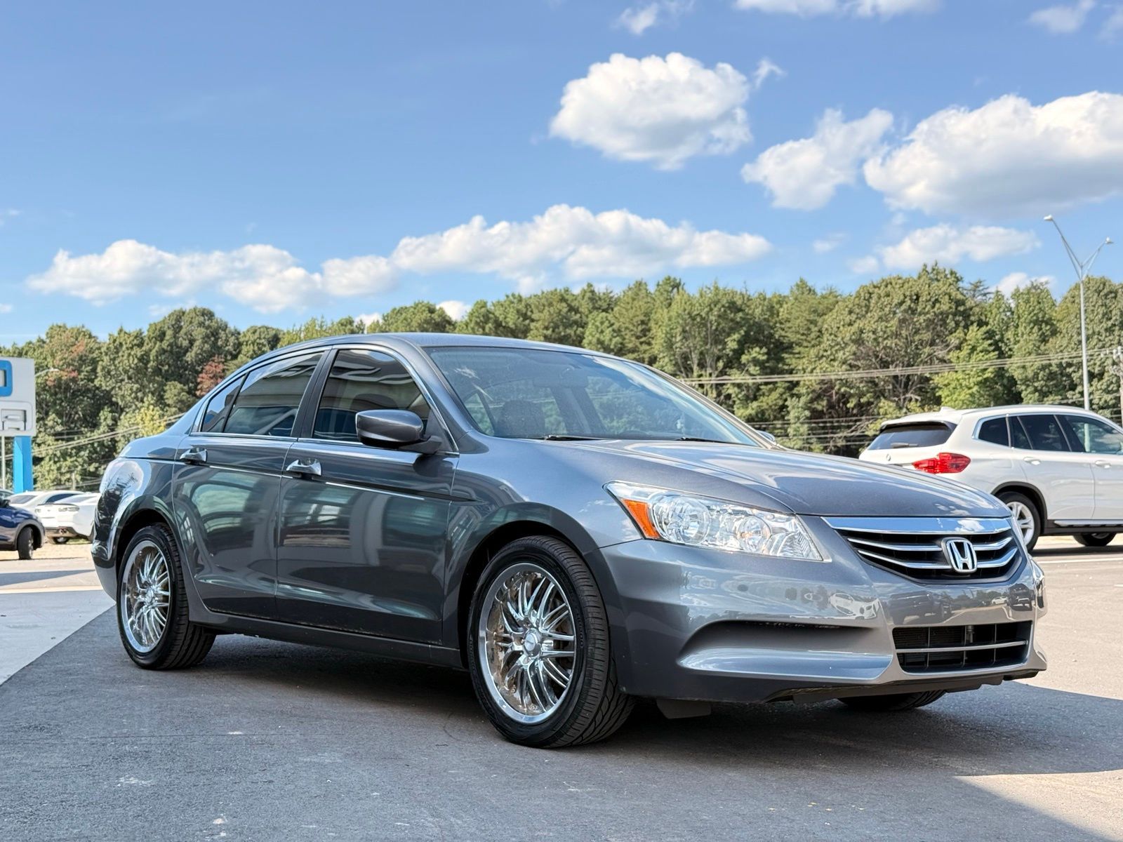 2011 Honda Accord LX photo 2