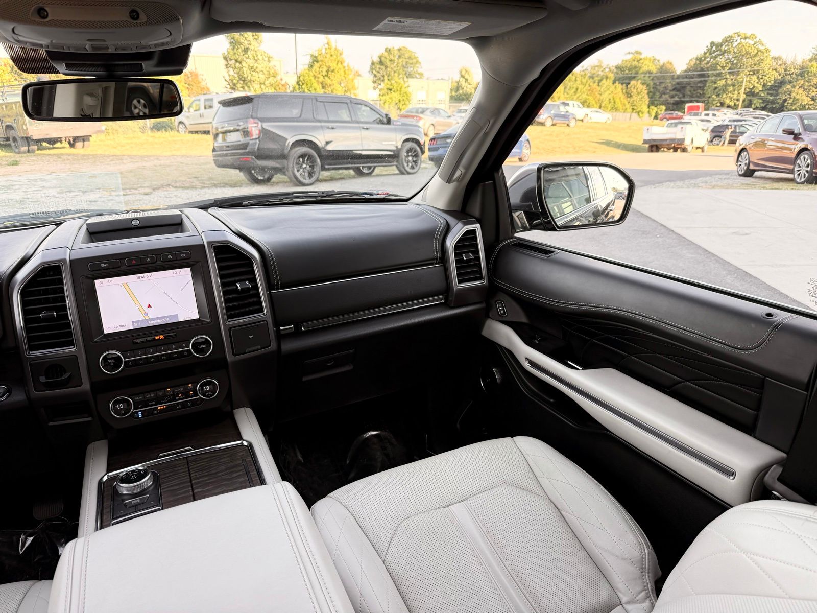 2020 Ford Expedition Platinum - Photo 30