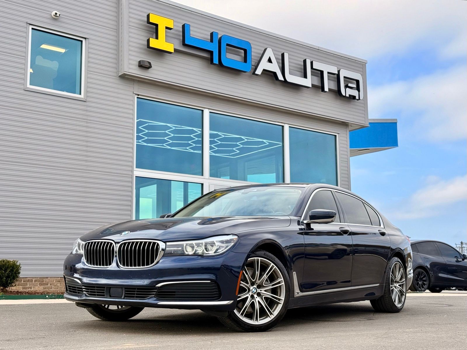 2019 BMW 7 Series 740i's photo