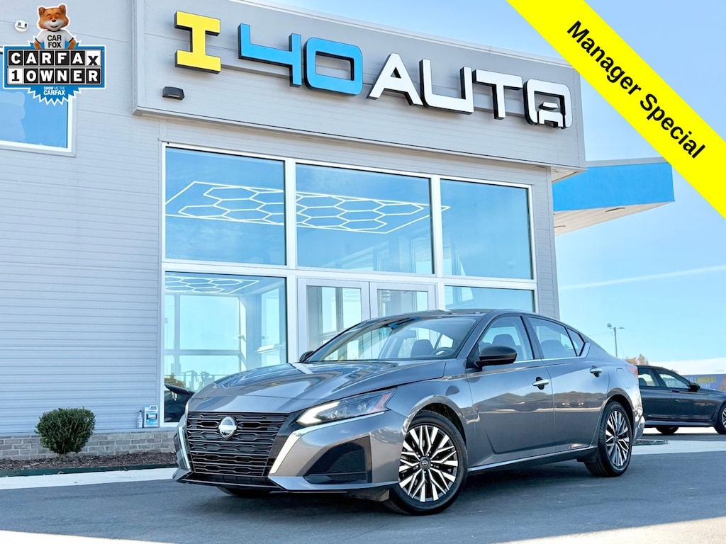 Used 2024 Nissan Altima 2.5 SV Sedan