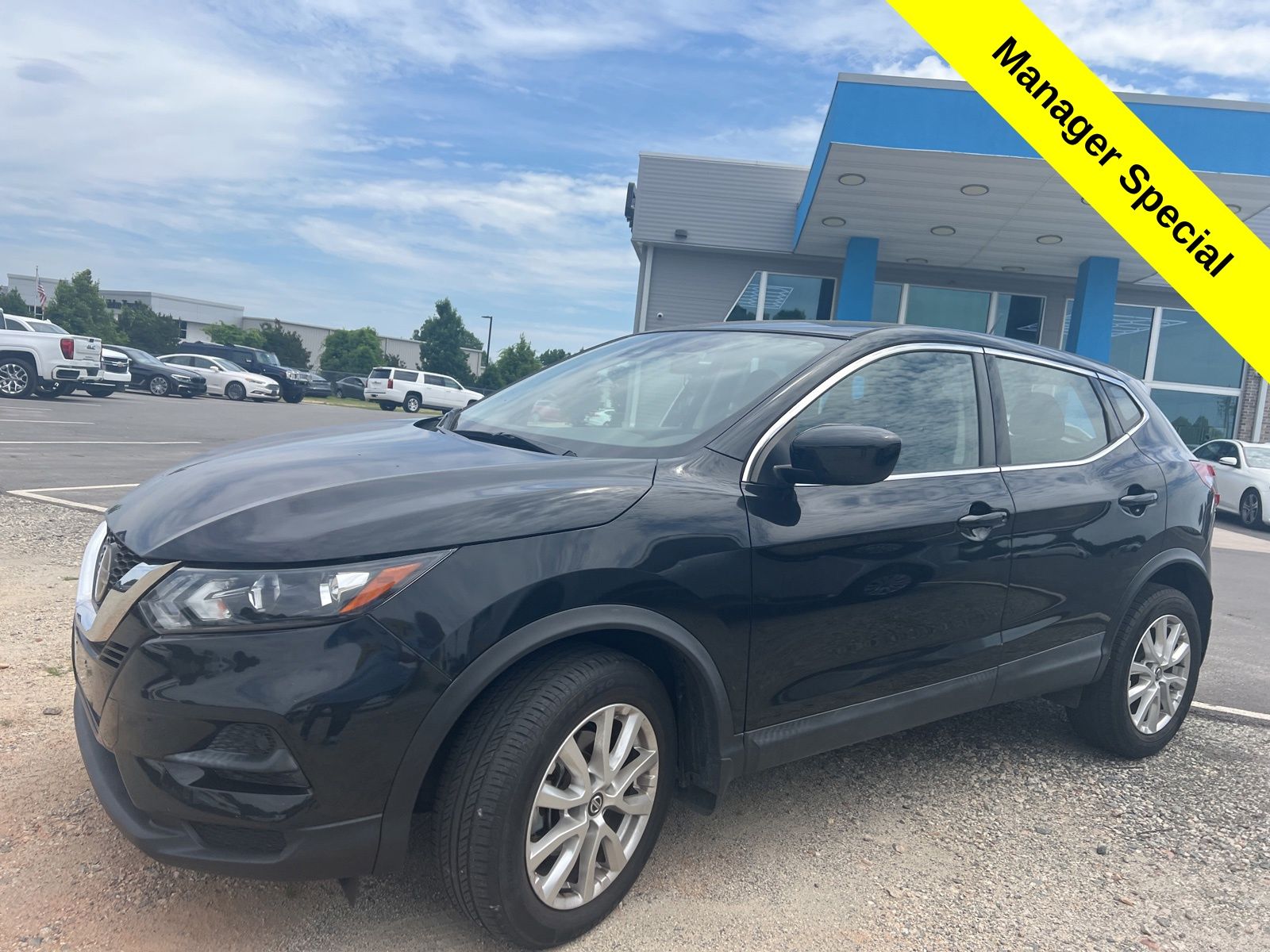 2021 Nissan Rogue Sport S FWD's photo