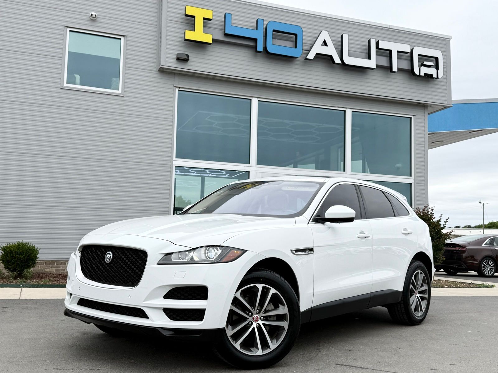 2020 Jaguar F-PACE 25t Premium AWD's photo
