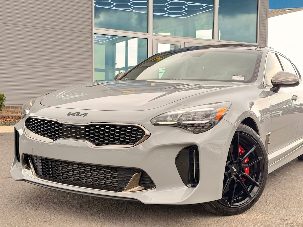 Used 2022 Kia Stinger GT1 Sedan