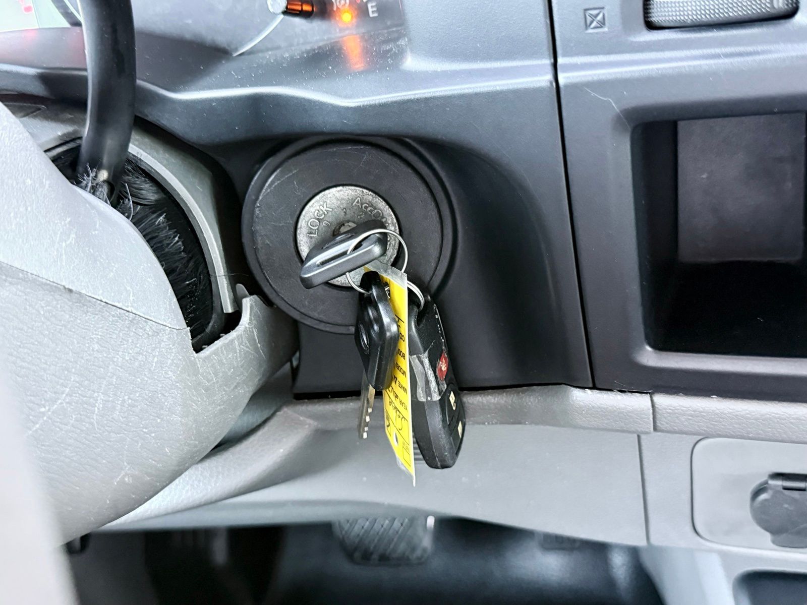 2017 Nissan NV Cargo S - Photo 30
