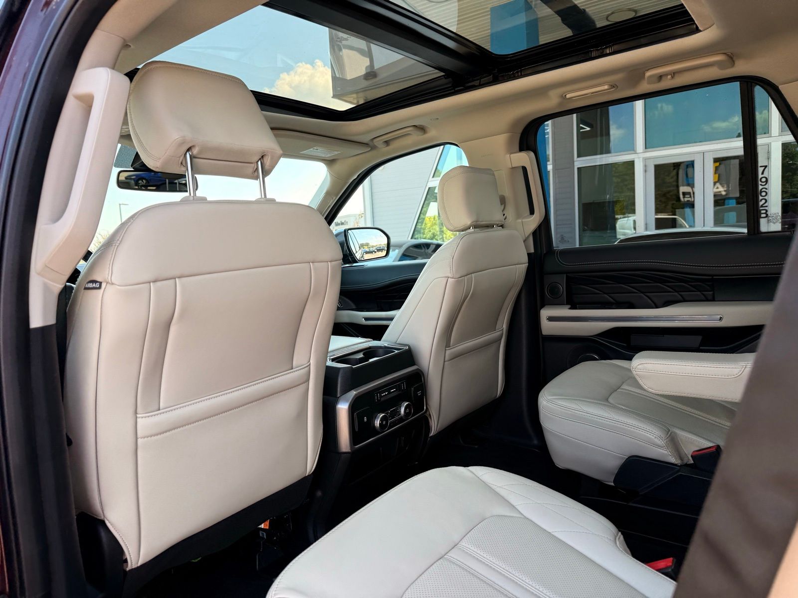 2020 Ford Expedition Platinum - Photo 22