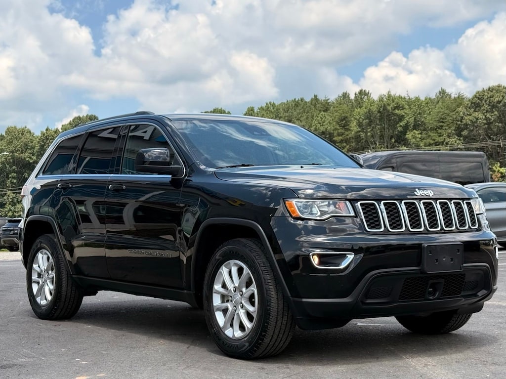 Used 2021 Jeep Grand Cherokee Laredo E SUV