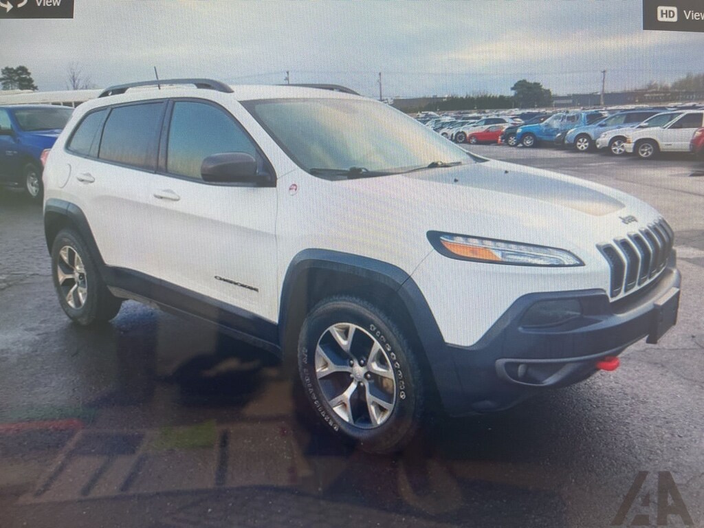 Used 2017 Jeep Cherokee Trailhawk SUV