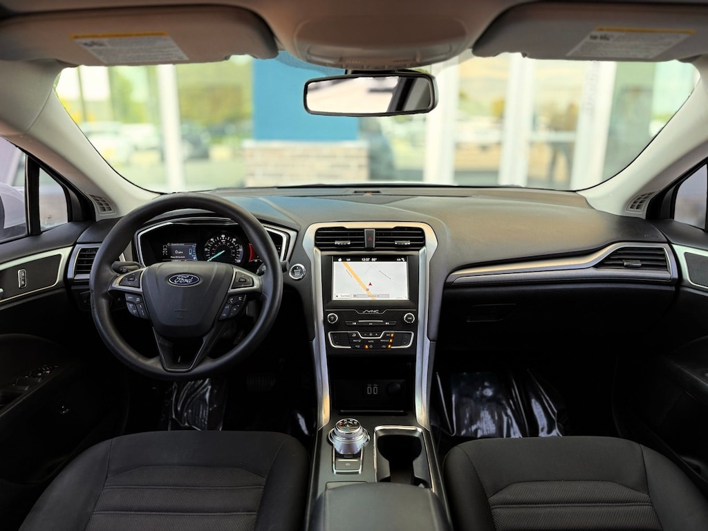 Used 2019 Ford Fusion Hybrid SE Sedan