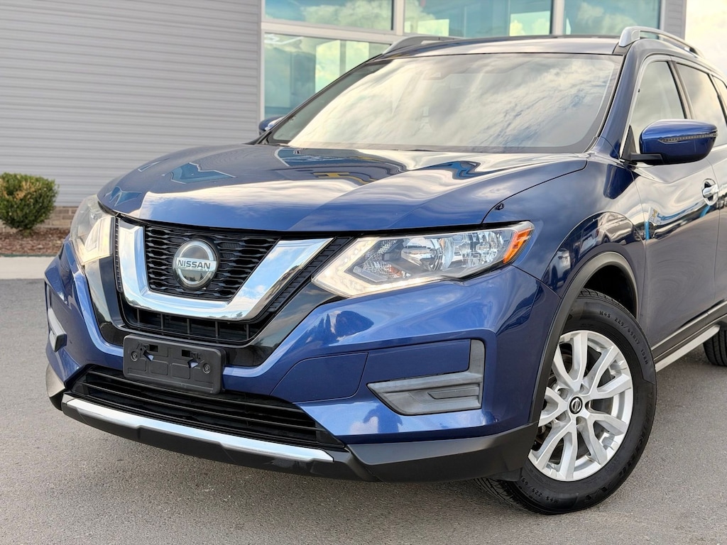 Used 2019 Nissan Rogue SV SUV