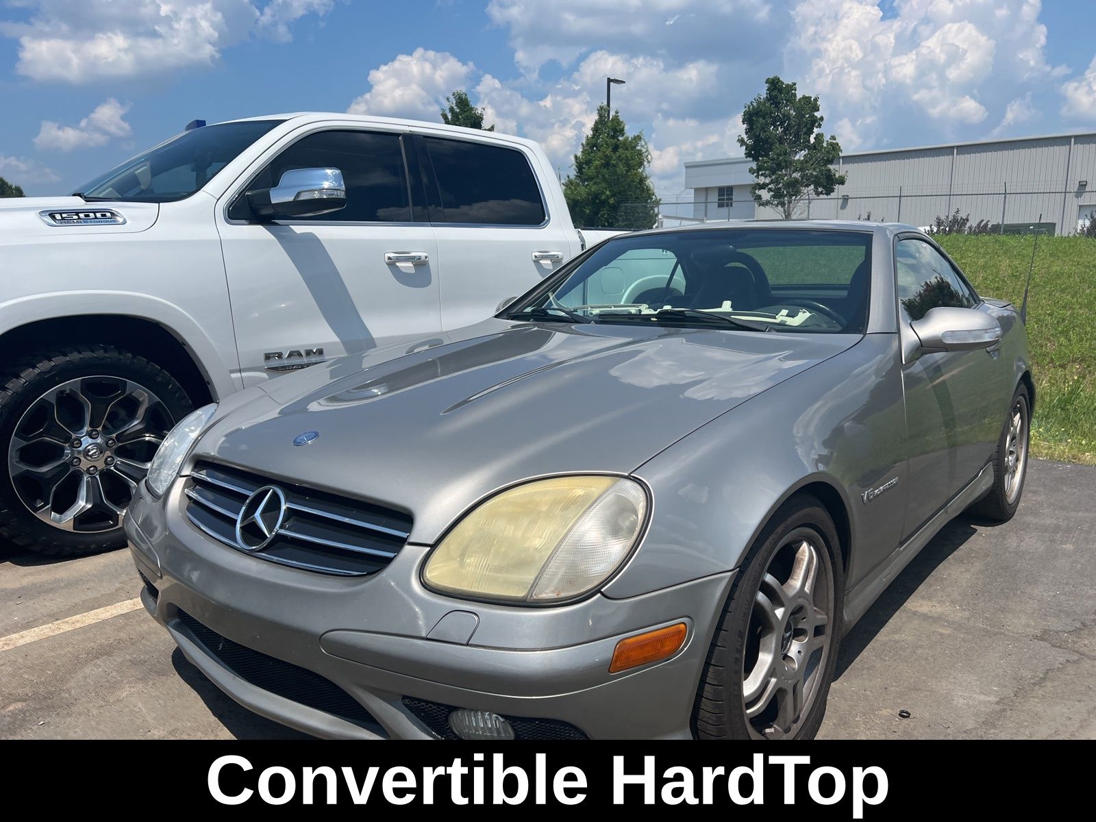 2004 Mercedes Benz SLK 32 AMG photo 2