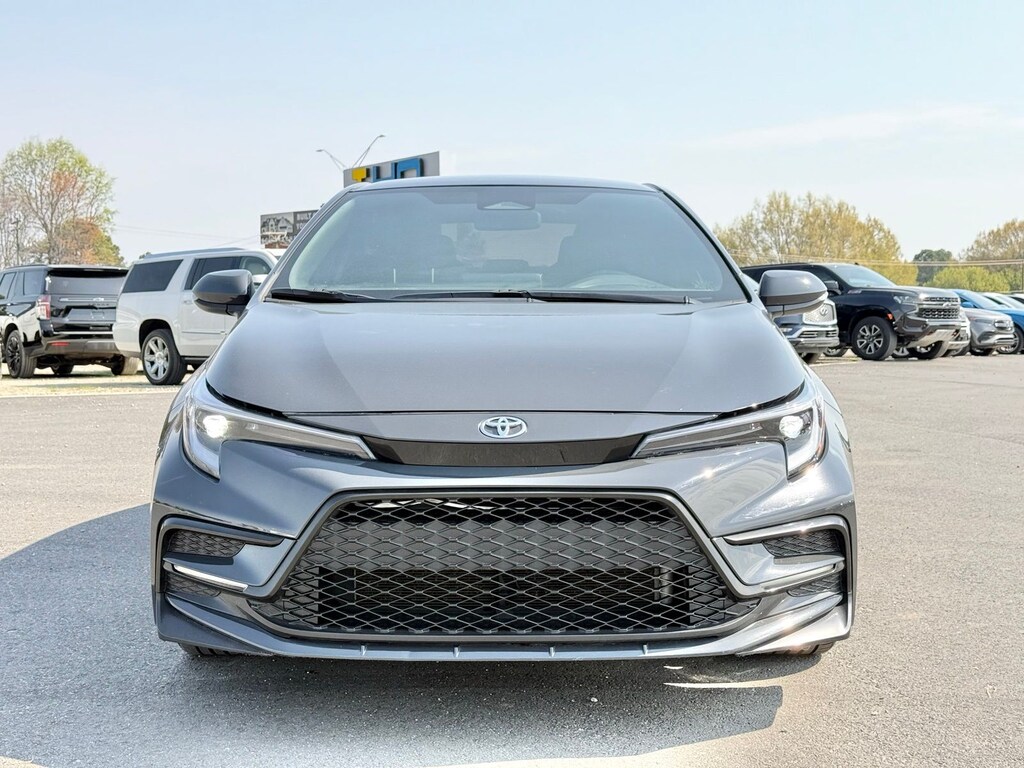 Used 2024 Toyota Corolla SE Sedan