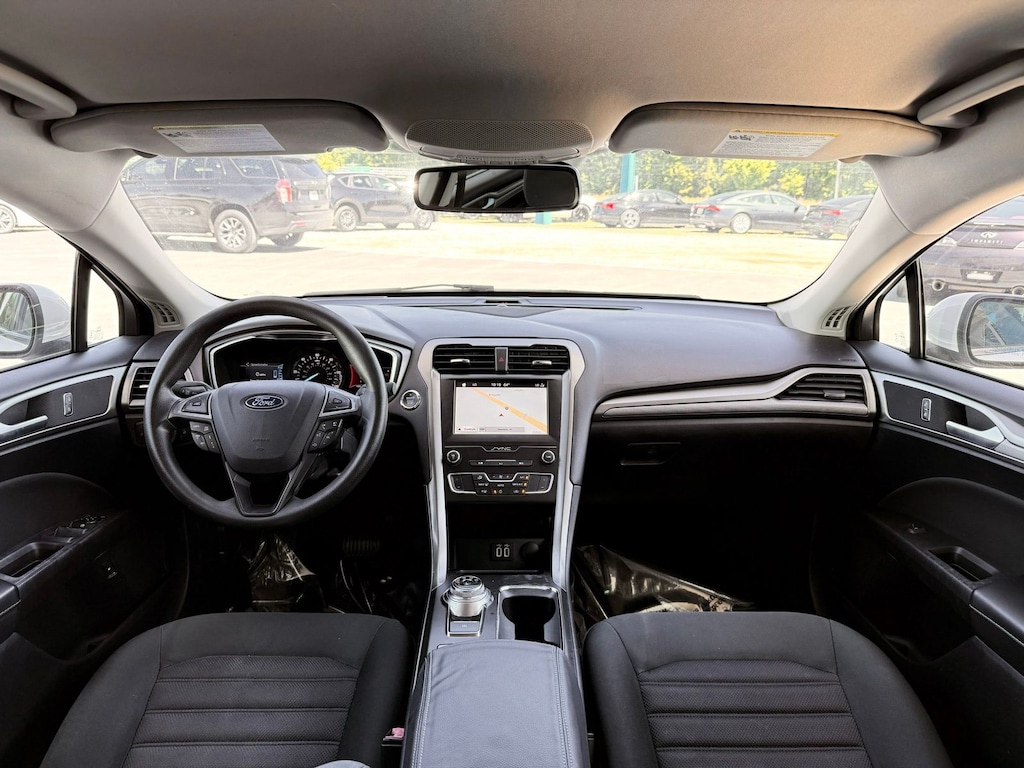 Used 2019 Ford Fusion Hybrid SE Sedan