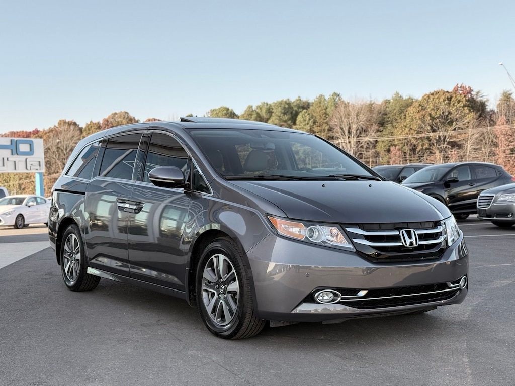 Used 2015 Honda Odyssey EX-L Minivan/Van